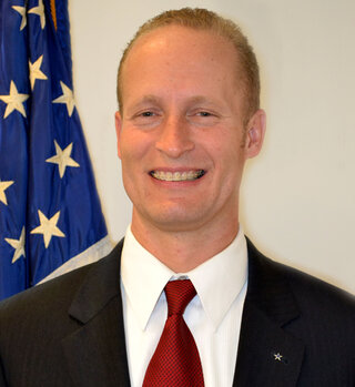 Read Dave Shive's bio.